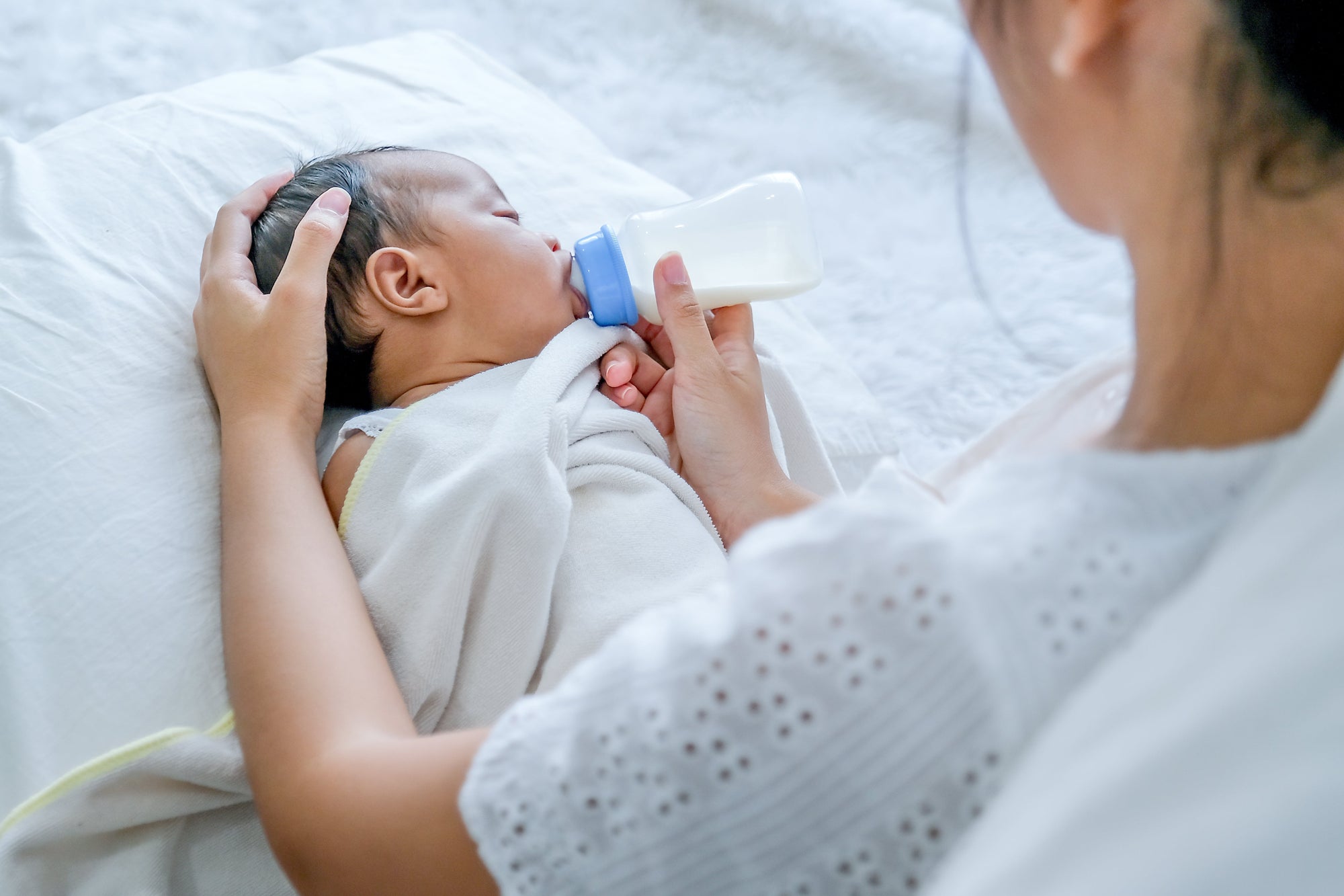 Baby Hunger & Fullness Cues in Feeding | Niuriss Canada