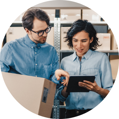 Nuiriss representative and partner checking available stocks